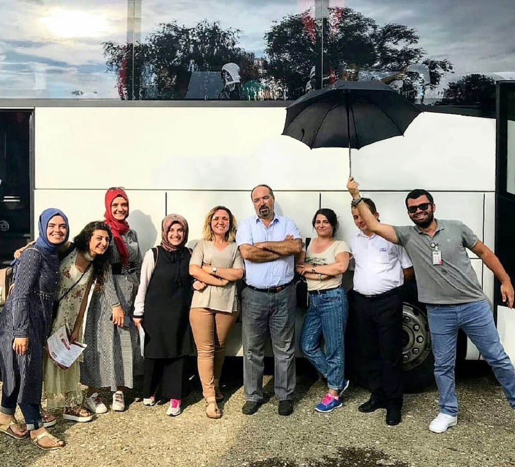 otobüsle avrupa turu Avrupa Diyarı Tur rehberleri 2